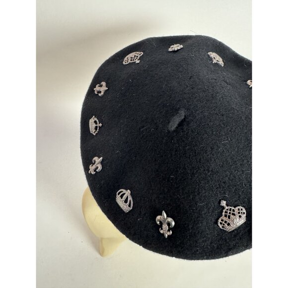 Neiman Marcus Black Wool Beret With Crown & Fleur-De-Lis  display picture 2